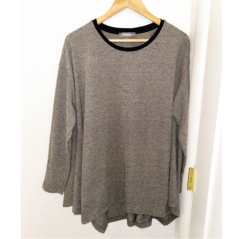 ALEMBIKA the Essential Oversized Trapeze Top in black & white micro-stripe SZ: S